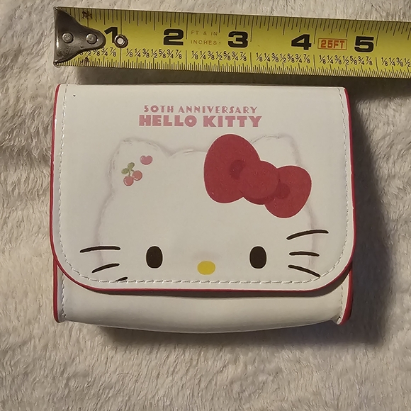 Hello Kitty Mini Crossbody Bag - Picture 2 of 5